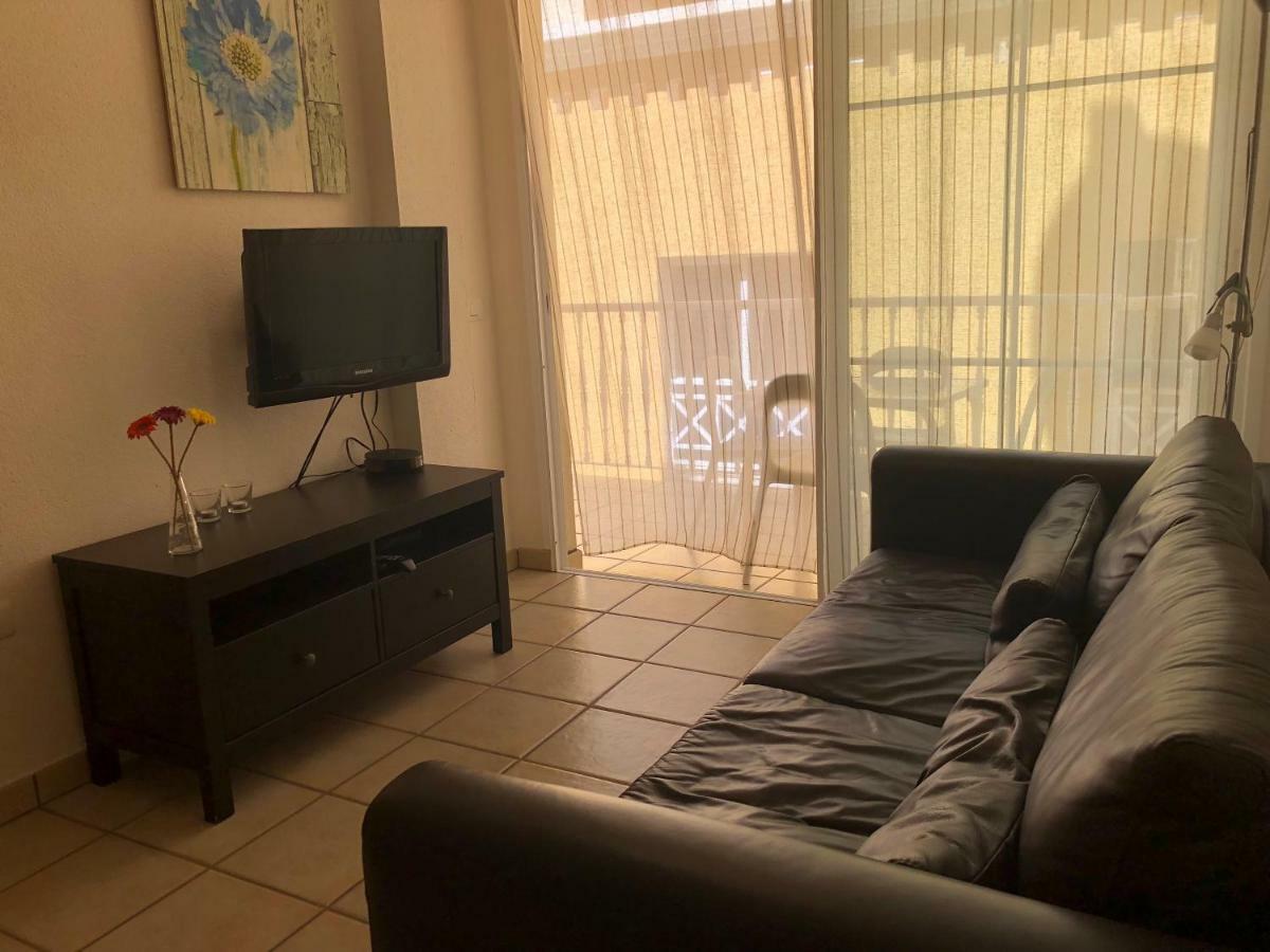 Apartamentos El Faro Puerto De Naos Kültér fotó